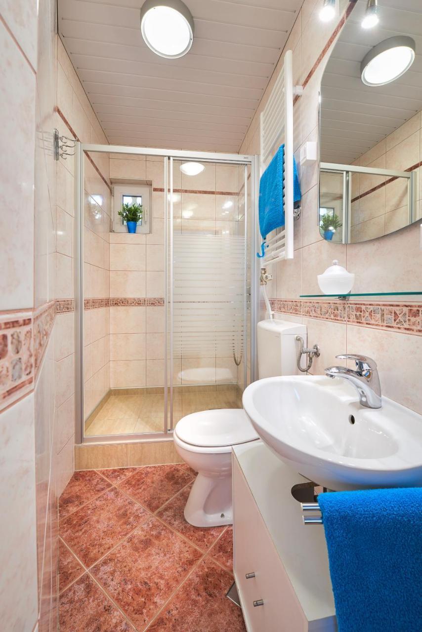 Rooms Mira By Anastasia Zagreb Exterior photo